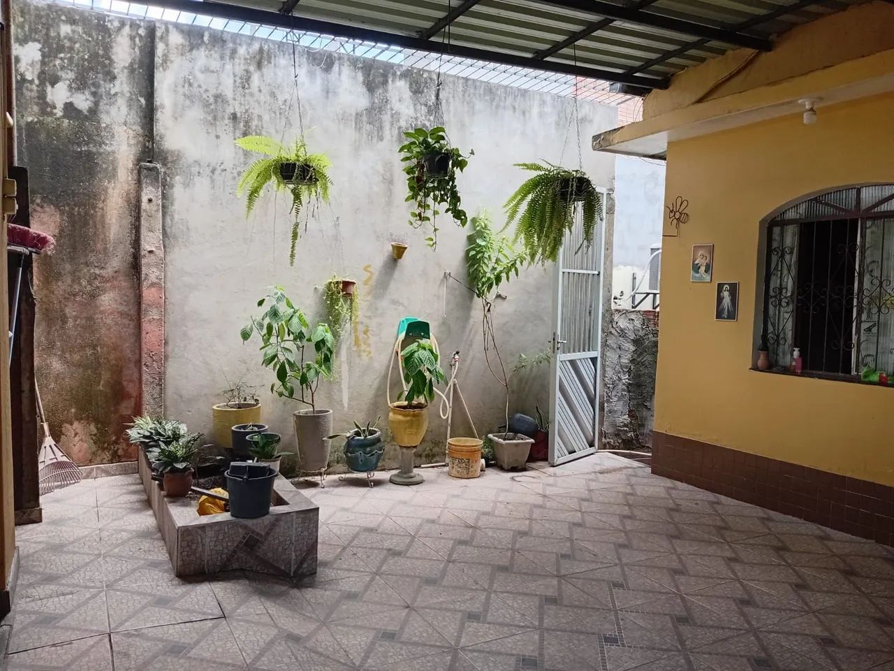 Bairro Armando Mendes - Casa com 2 pisos - 3 quartos, sendo 1 suíte  - Foto 4