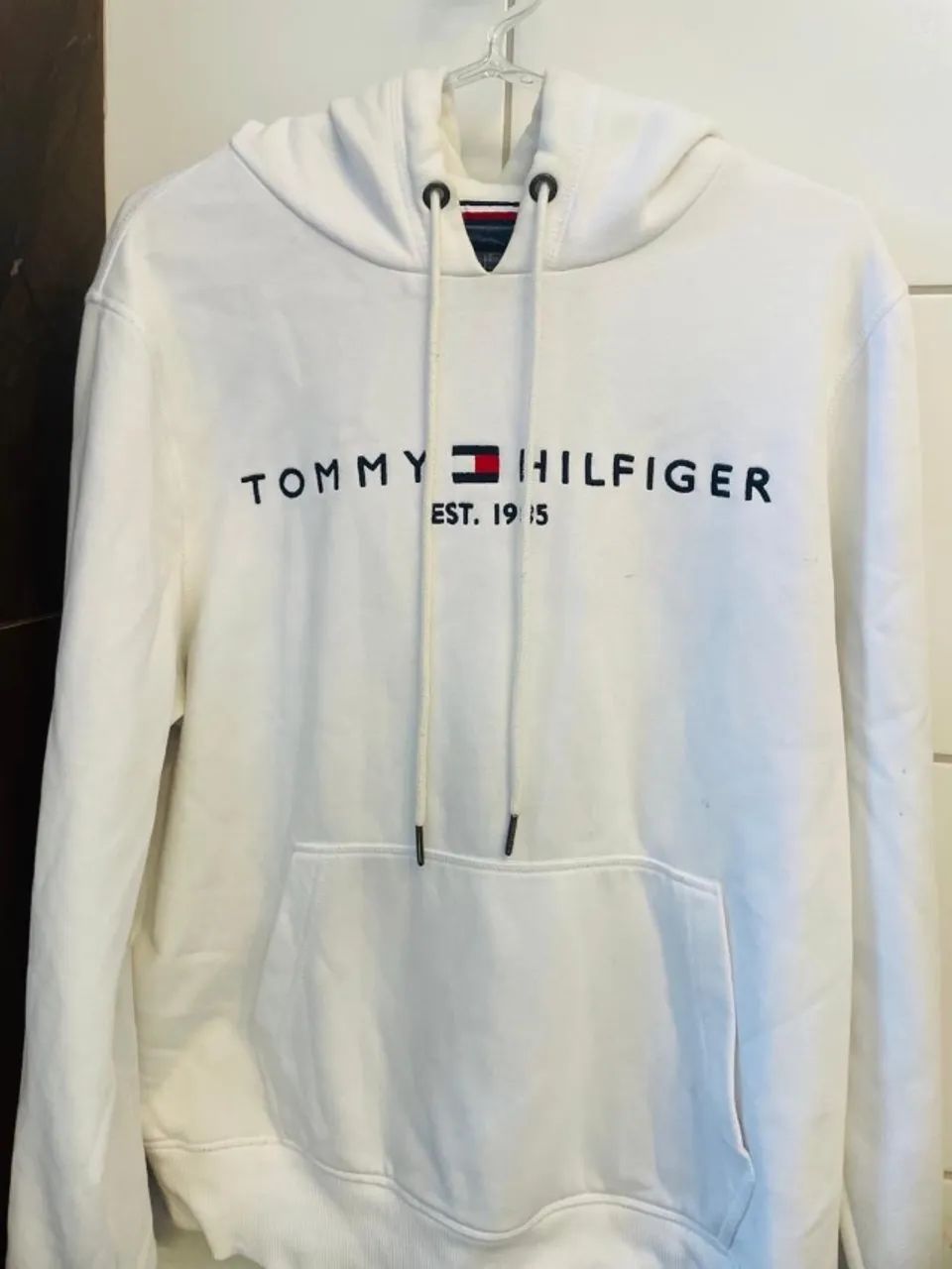 moletom tommy branco 