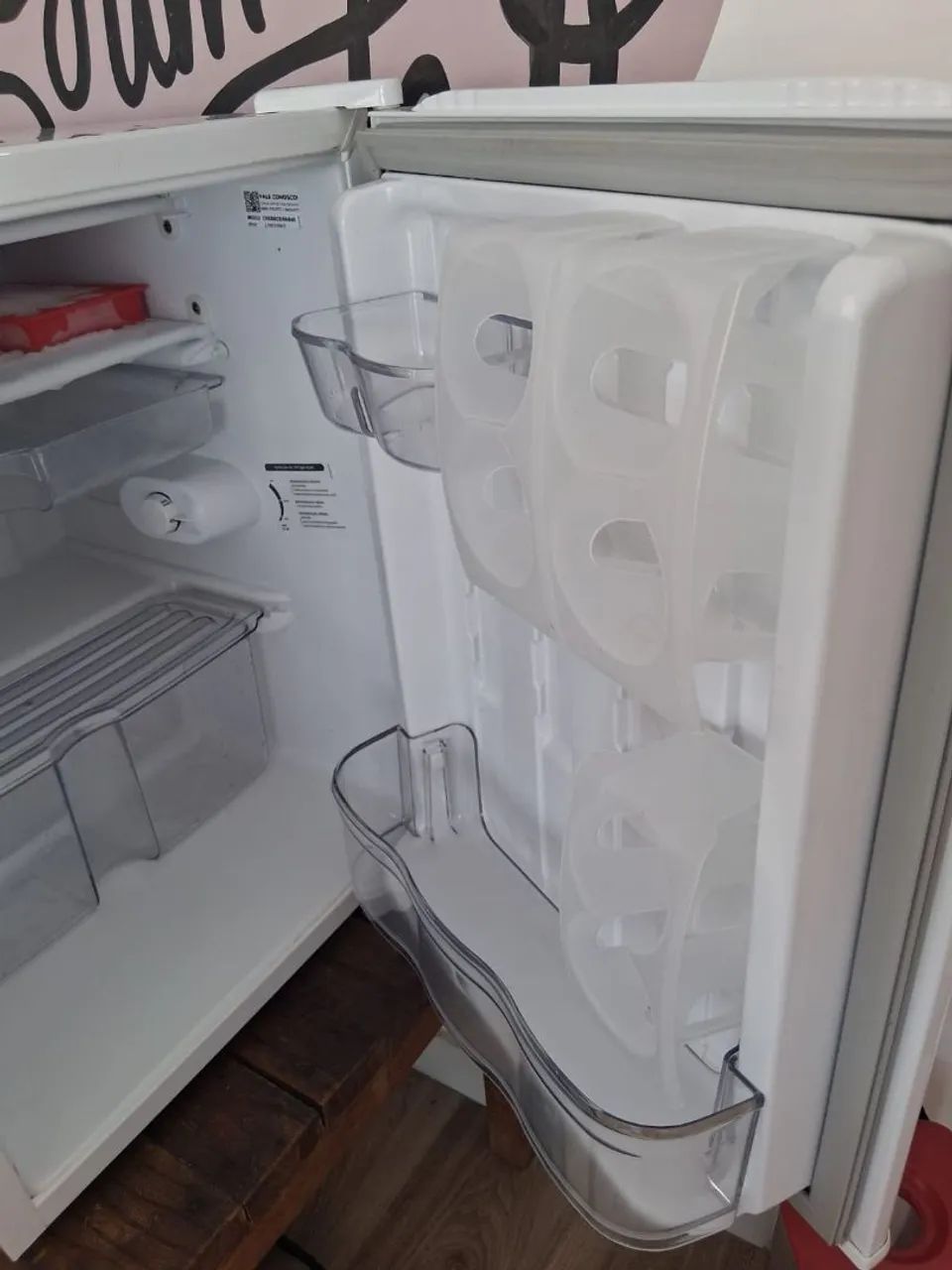 Vendo frigobar 
