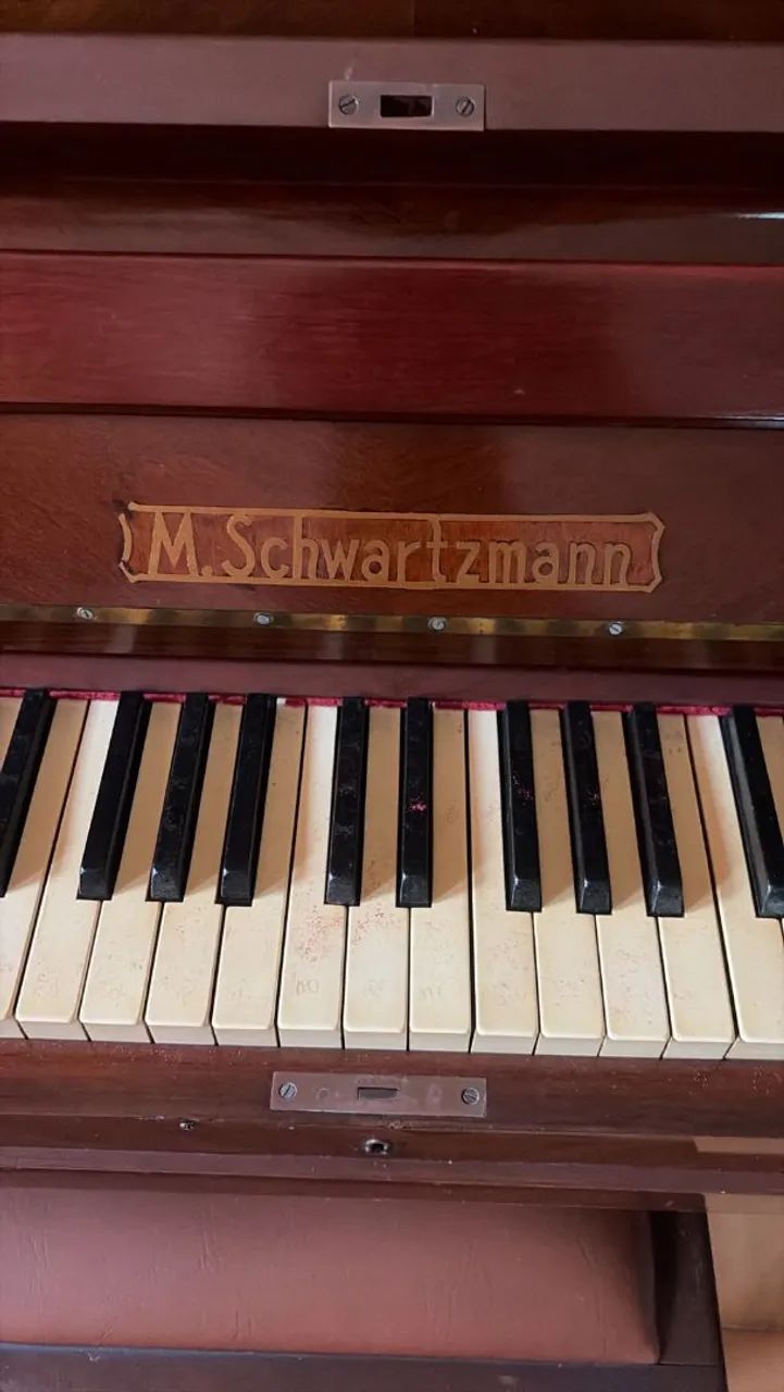 Piano vertical M Schwartzmann - Foto 4