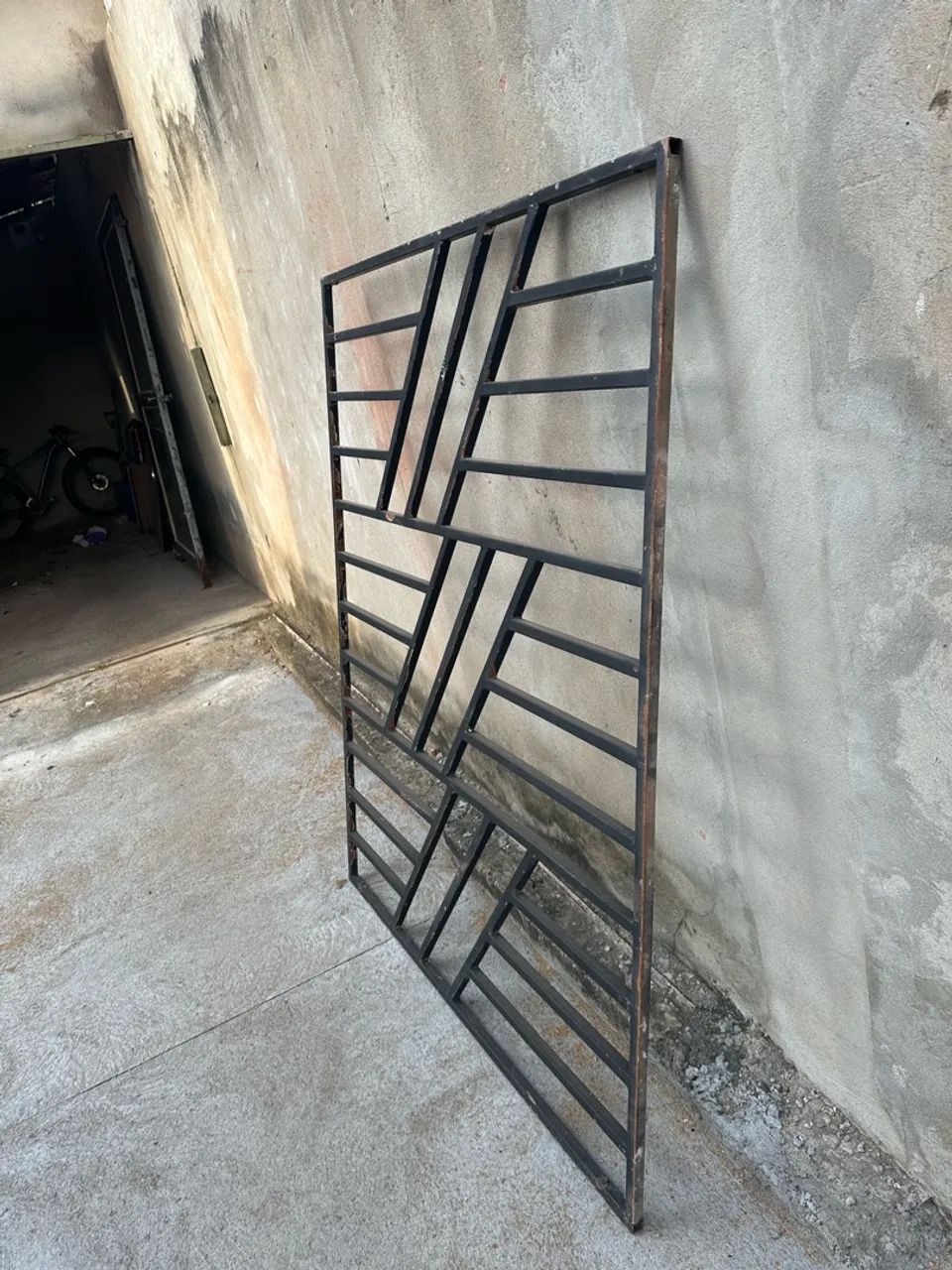 Grade de proteção para janela de ferro preta - Foto 3