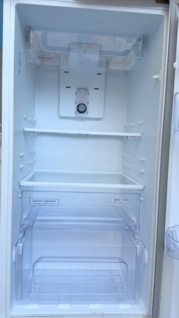 Geladeira em estado de nova - Foto 3