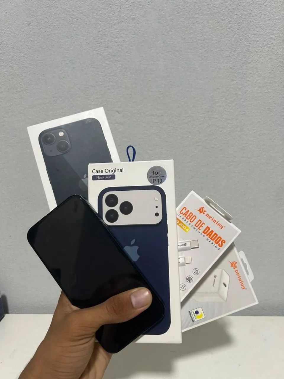 IPhone 13 128GB TODO ORIGINAL, completo com caixa e  capa película e carregador 