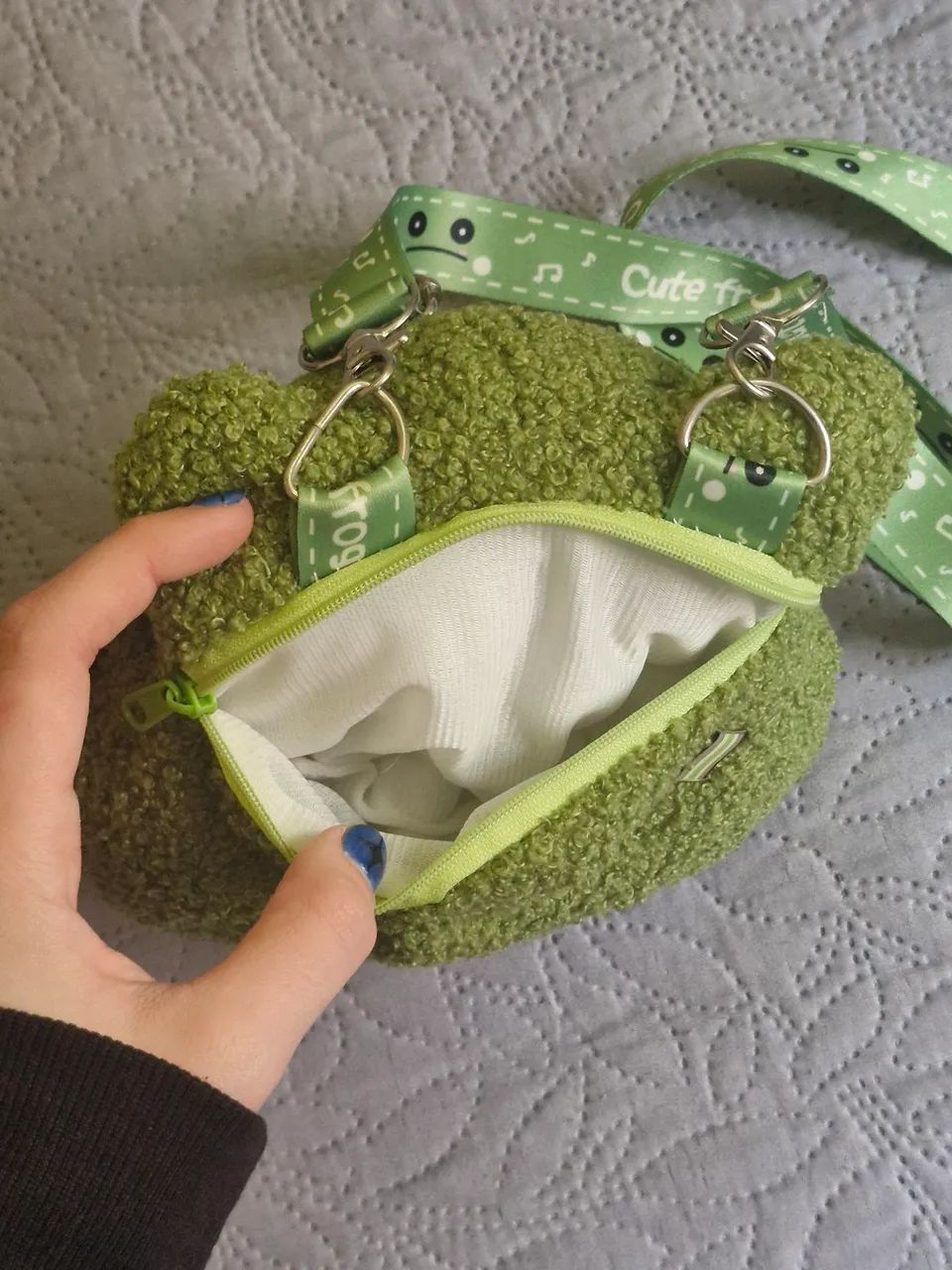 Bolsa Almofada Cute Frog - Foto 3