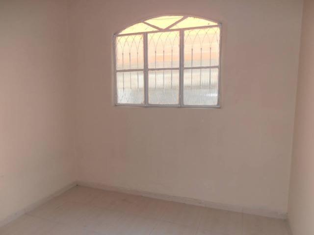 Casa na Av. Sargento de Milicias Pavuna - Foto 2