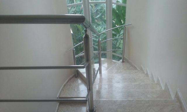 Venda - Excelente Sobrando, com 05 quartos no Cond. Res. Rio de Janeiro II - Foto 16