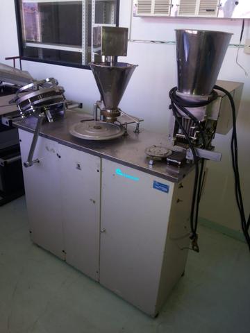 Encapsuladora semi-automática Capsutec