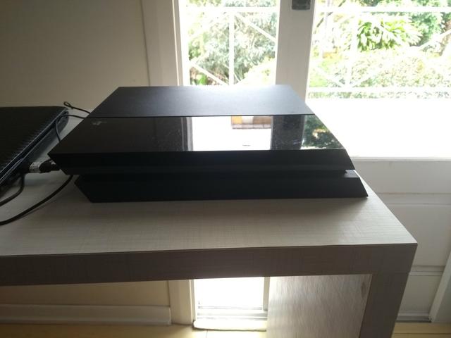 Playstation 4 - Foto 2