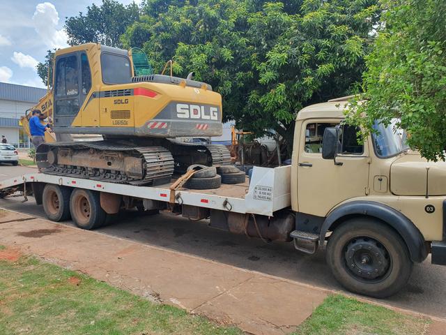 Frete com caminhão prancha