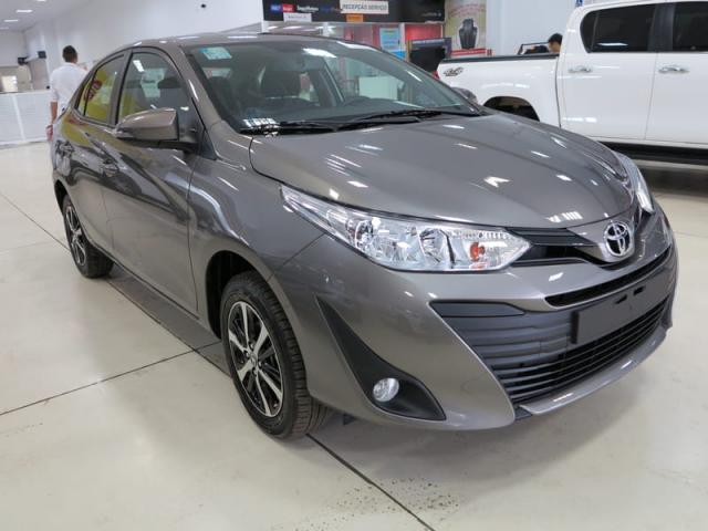 TOYOTA YARIS SEDAN XL PLUS AT 19/20 - Foto 3