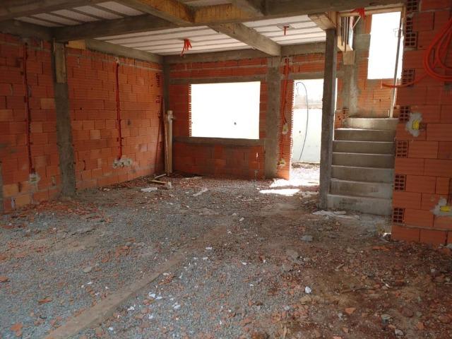 F-SO0446 Sobrado com 3 dormitórios à venda, 131 m² por R$ 690.000 - Uberaba - Foto 12
