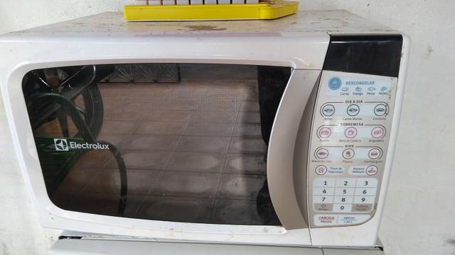 Consertos e Manutenção de Fornos de Microondas - Foto 3
