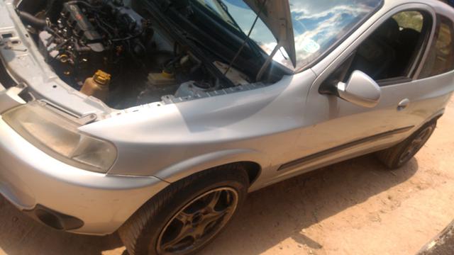 Vendo ou troca celta bom para interior - Foto 4