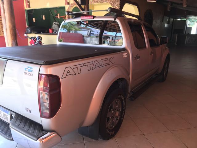 NISSAN FRONTIER SV ATTACK AUTOMÁTICA DIESEL 4x4 - Foto 4