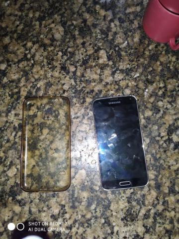 Galaxy S5(tela fantasma)Mas funciona normalmente