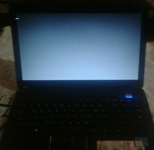 Notebook semi-novo bem conservado na promoção r$ 500 - Foto 5