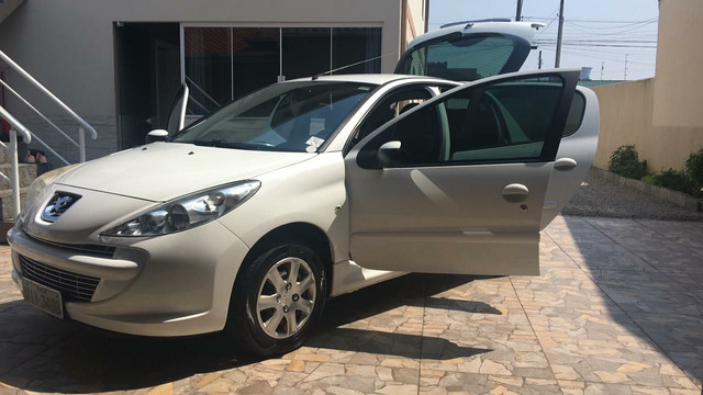 Peugeot 207 XR 1.4