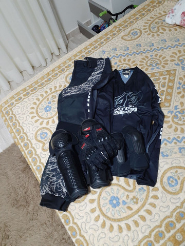 Roupa de trilha