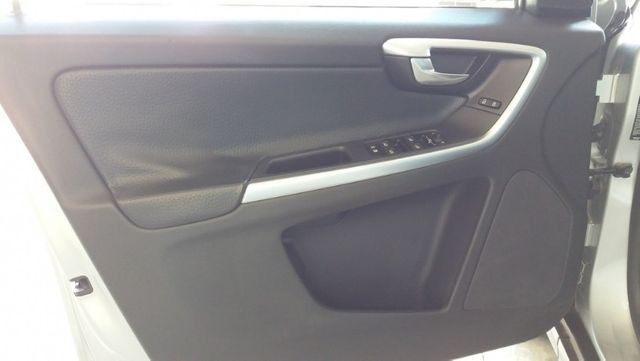 Volvo XC60 3.0T AWD 2010 - Foto 14
