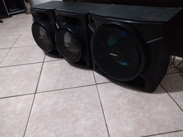 Conjunto de Caixas+ Subwoofer 3000 Watts Sony GTR555 - Foto 4