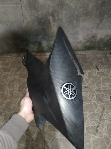Lateral e Aba Tanque Yamaha Factor 150 - Original 2019 - Foto 4