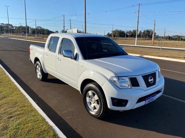 NISSAN FRONTIER S 2.5 4X4 DIESEL 2015 C/ 90 MIL KM