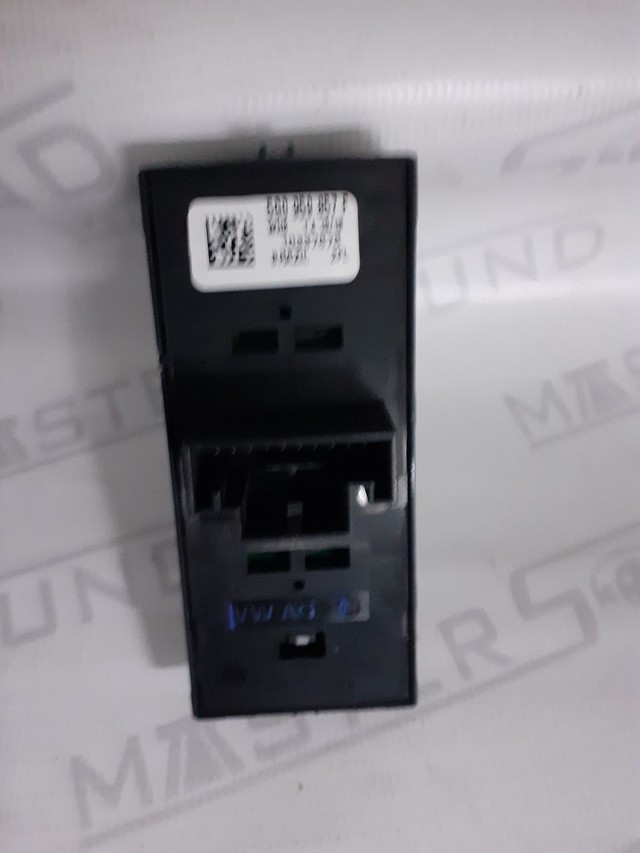 Botão quádruplo do vidro elétrico.  Para: linha VW.  Novo.