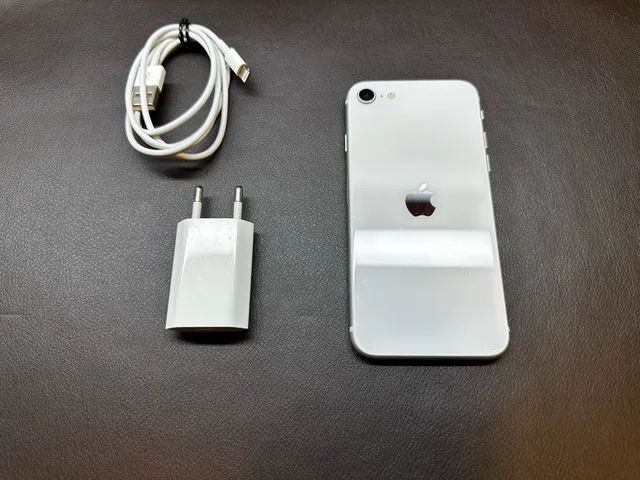 iPhone SE 2020 - 128 GB - Branco