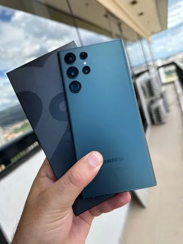Samsung Galaxy s22 ultra na caixa // sem detalhes