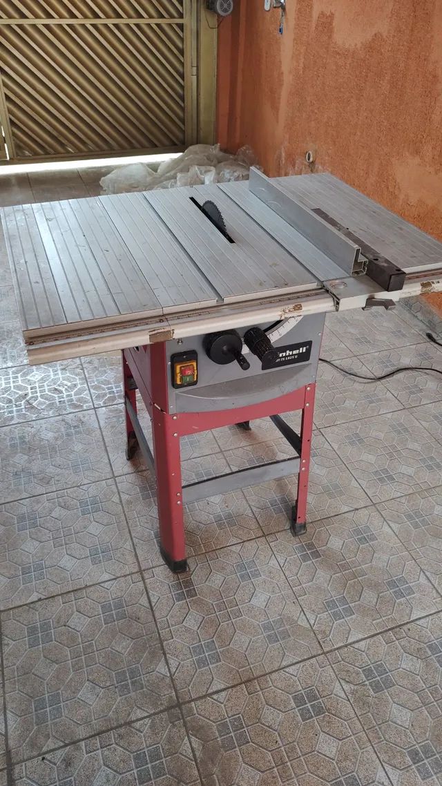 Serra circular de bancada 