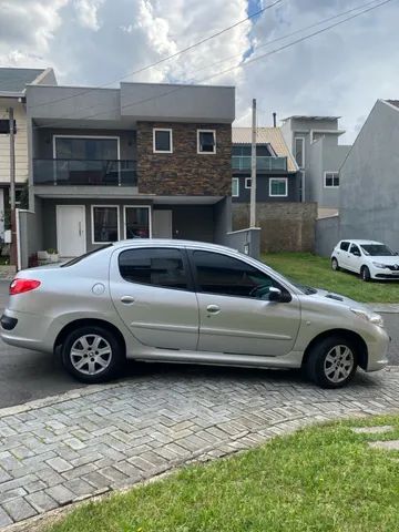 Peugeot 207 1.4 Sedan Xr Passion 8v 4p à venda em Curitiba - PR