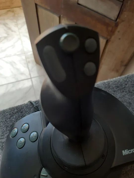 Vendo simulador de voo bem conservado  - Foto 3