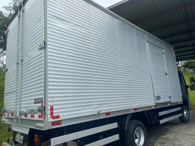 Cargo 1119 bau 6 metros - Foto 9