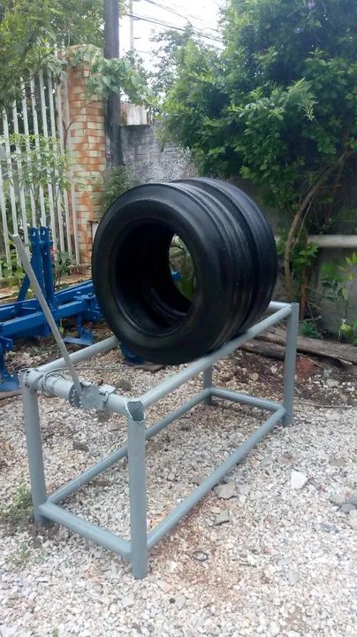 Par de pneu 750x18, p, trator agrícola 