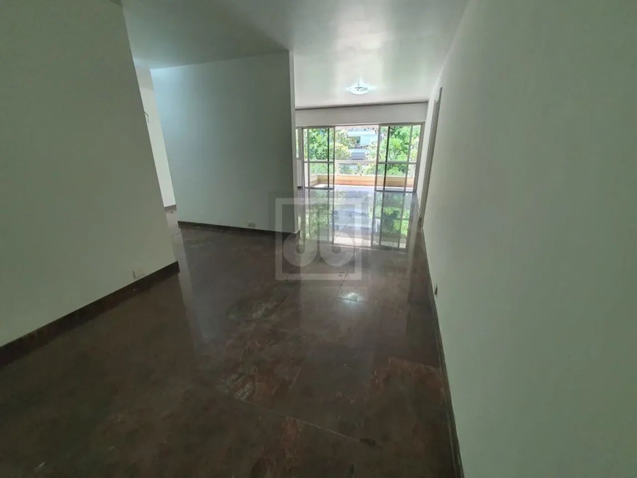 Leblon, Condomínio de Luxo, Varandão, 3 qartos, Reformado , 3 Vagas. - Foto 6