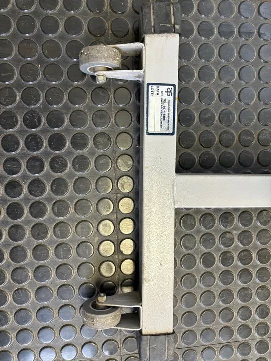 Banco Ajustável de Altura para Bancada - Foto 2