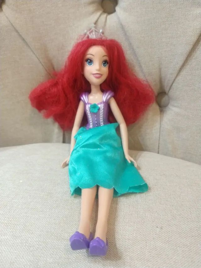 Boneca Princesa Ariel Pequena Sereia  - Foto 2