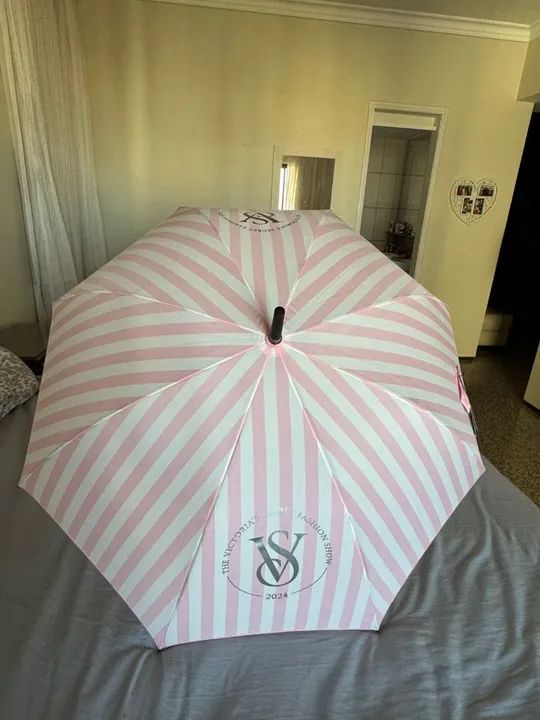 Guarda-chuva / guarda-sol Victoria's Secret NOVA com etiqueta