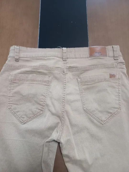 Calça marrom claro, marca Skype, tamanho 46,  - Foto 2