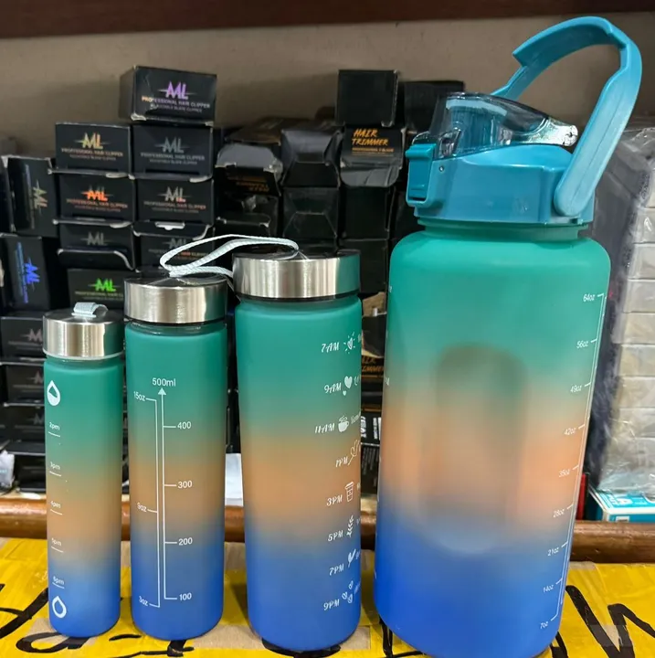Kit 4 Garrafa de água para academia - novas e usadas