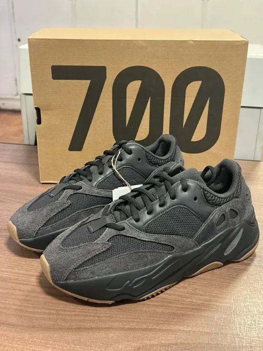 TENIS ADIDAS YEEZY BOOST 700 V1 UTILITY BLACK ORIGINAL