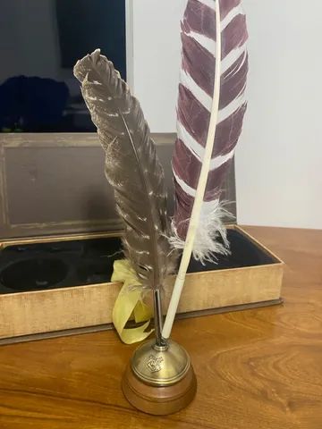 Harry Potter Hogwarts Writing Quill with Stand