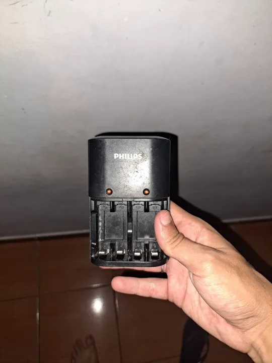 carregador de pilhas Philips