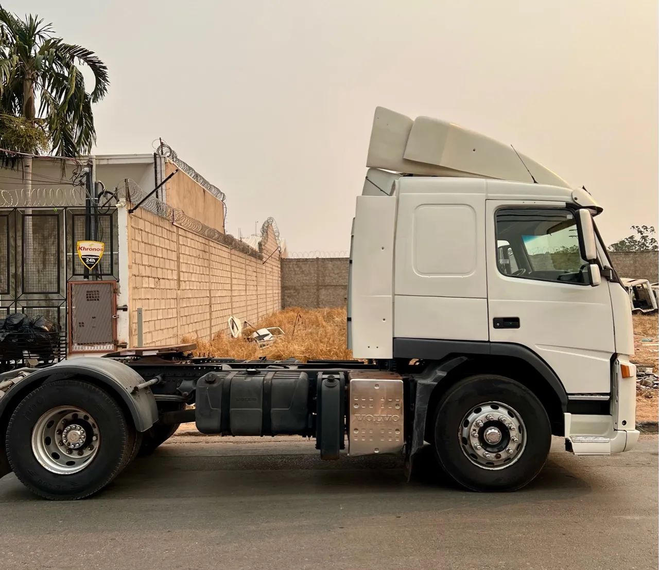 VOLVO FM 370 4x2 2012 - Foto 4