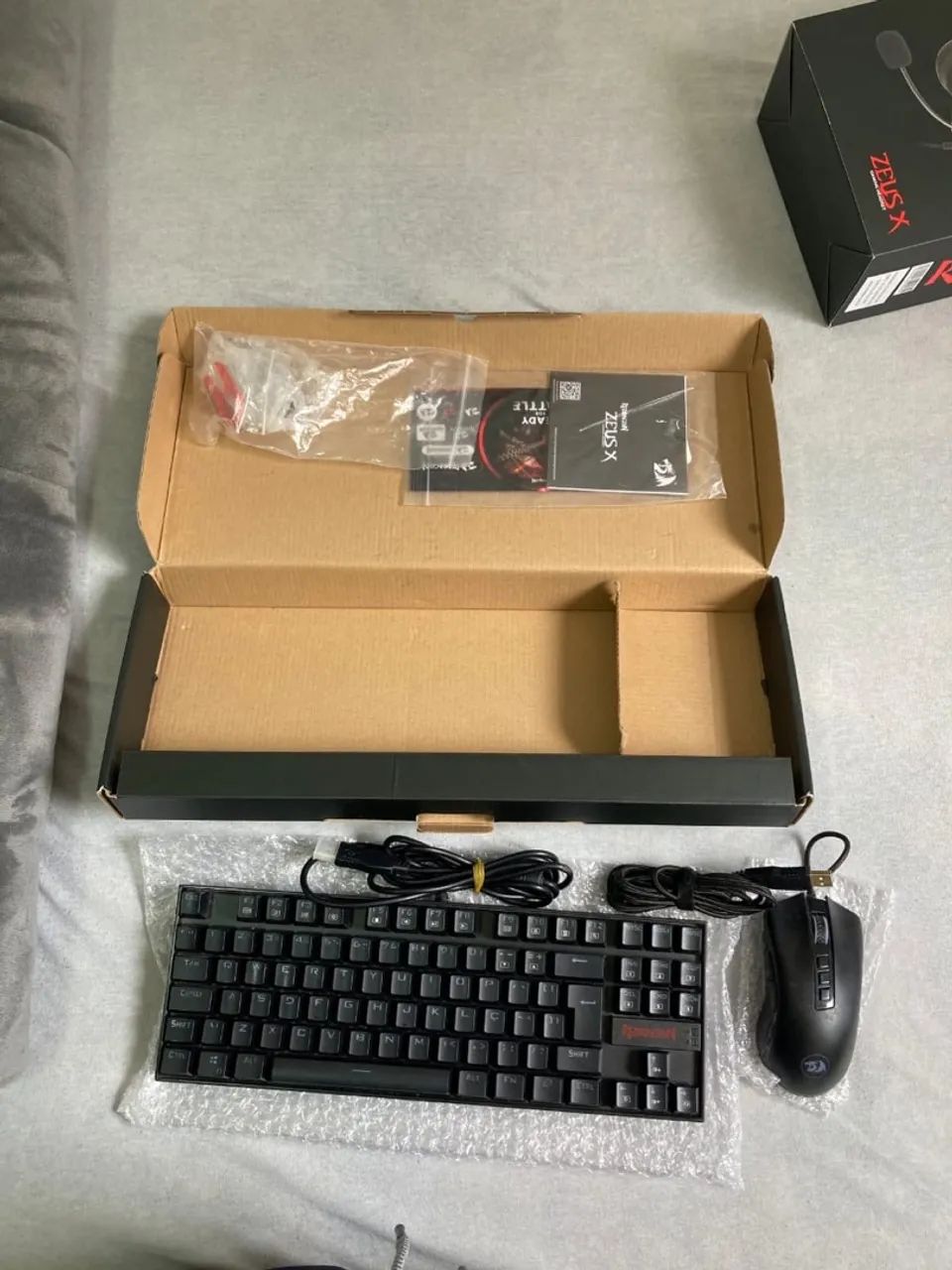 Kit teclado, mouse Redragon RGB + Headset Redragon RGB - Foto 2
