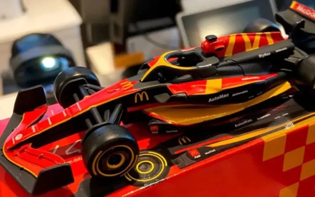 Miniatura F1 Mc Donalds