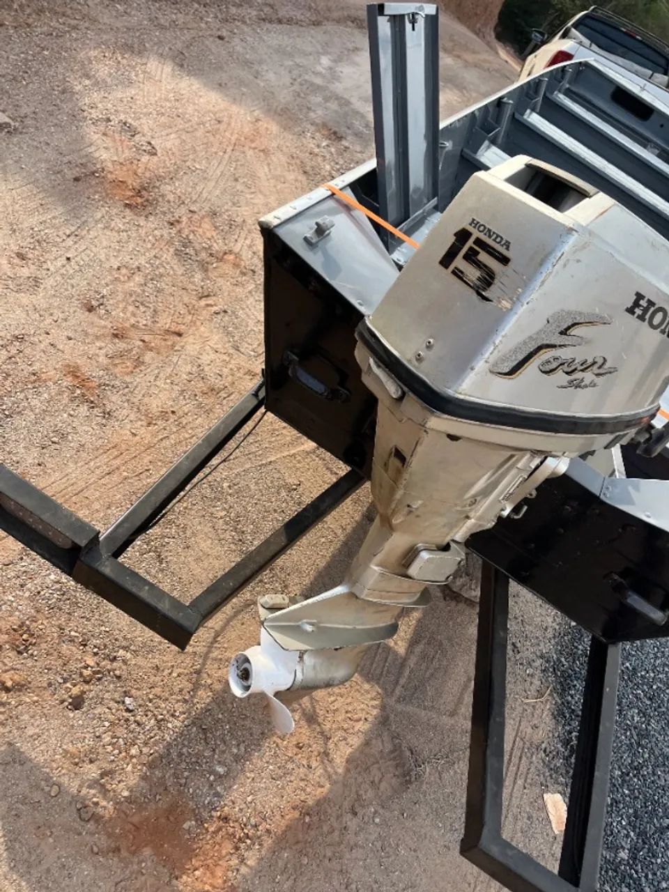 Canoa 6m + Carreta + Motor 15hp 4T - Foto 6