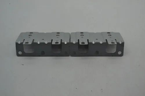 Suporte Fixação Radio Som Livina 2013 Original - Foto 4
