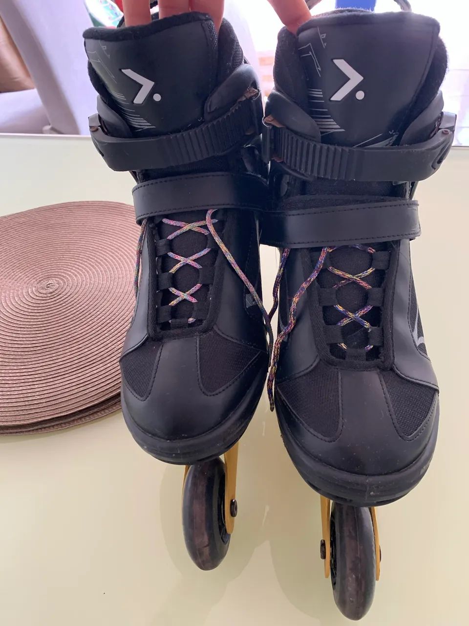 Patins Oxer preto e dourado 