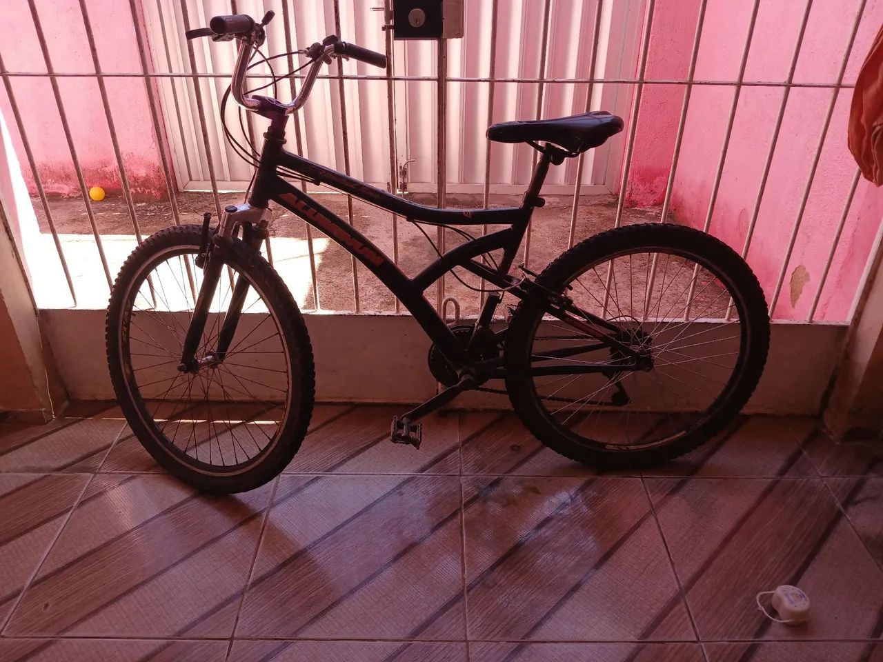Bicicleta Aro 26 - Foto 2